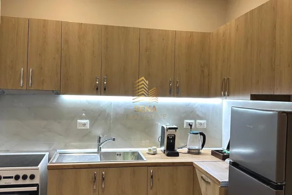 Shtepi me qera Apartament ne Tirane, 1+1, Mobilimi E mobiluar, Pagesa 60,000  Leke.