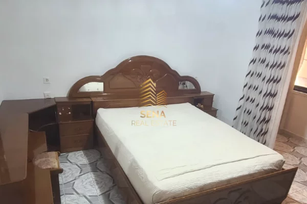 Shtepi me qera 2+1 ne Tirane - 40,000 Leke