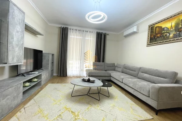 Shtepi me qera 2+1 ne Tirane - 800 Euro