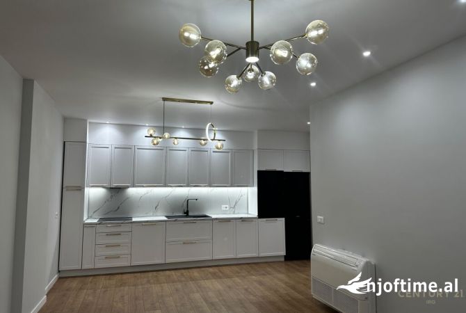Shtepi me qera 2+1 ne Tirane - 600 Euro