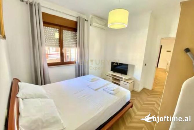 Shtepi me qera Apartament ne Tirane, 2+1, Mobilimi E mobiluar, Pagesa 850  Euro.