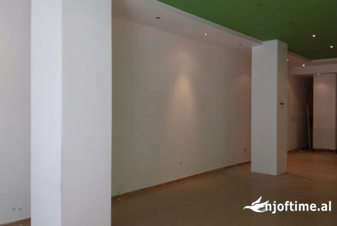 Ambient biznesi ne shitje 1+1 ne Tirane - 375,000 Euro