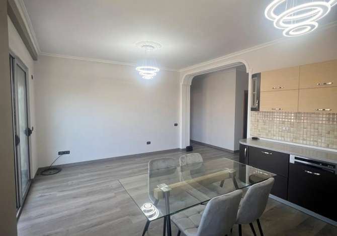 Shtepi ne shitje 2+1 ne Tirane - 122,000 Euro