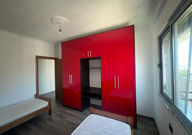 Shtepi ne shitje Apartament ne Tirane, 2+1, Mobilimi Pjeserisht e mobiluar, Pagesa 122,000  Euro.