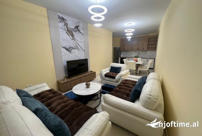 Shtepi me qera 2+1 ne Tirane - 500 Euro