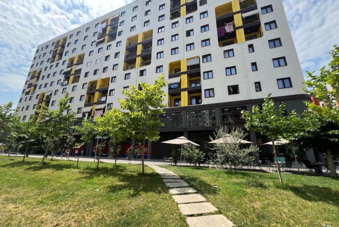 Shtepi ne shitje Apartament ne Tirane, 2+1, Mobilimi Bosh, pa mobiluar, Pagesa 155,000  Euro.