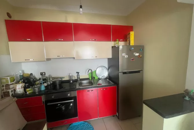 Shtepi me qera Apartament ne Tirane, 2+1, Mobilimi E mobiluar, Pagesa 500  Euro.