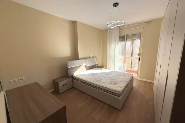 Shtepi ne shitje Apartament ne Tirane, 1+1, Mobilimi E mobiluar, Pagesa 11,000,000  Leke.