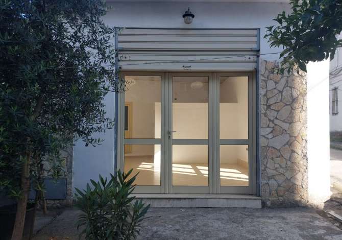 Business Property for Rent 1+1 in Elbasan - 35,000 Leke