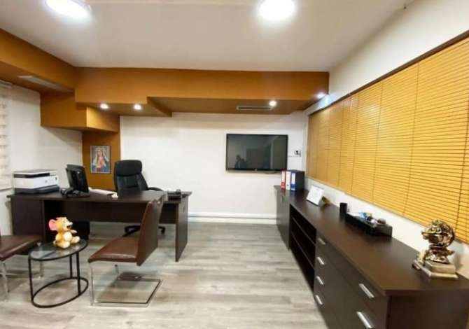 Ambient biznesi me qera 3+1 ne Tirane - 3,500 Euro