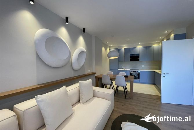 Shtepi me qera Apartament ne Tirane, 1+1, Mobilimi E mobiluar, Pagesa 500  Euro.