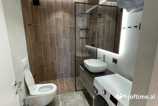 Shtepi me qera Apartament ne Tirane, 1+1, Mobilimi E mobiluar, Pagesa 500  Euro.