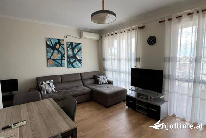 Shtepi ne shitje 1+1 ne Tirane - 155,000 Euro