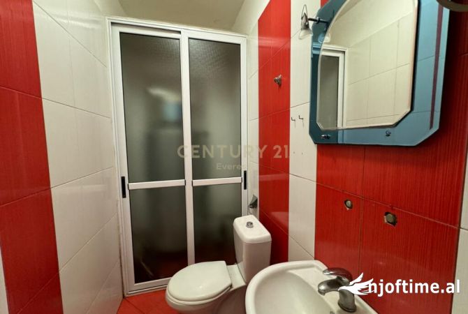 Shtepi ne shitje 1+1 ne Tirane - 80,000 Euro