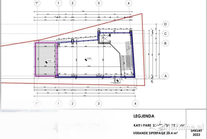 Jepet me Qira Ambjenti Komercial ne Sauk, kati 0, buze rruges kryesore