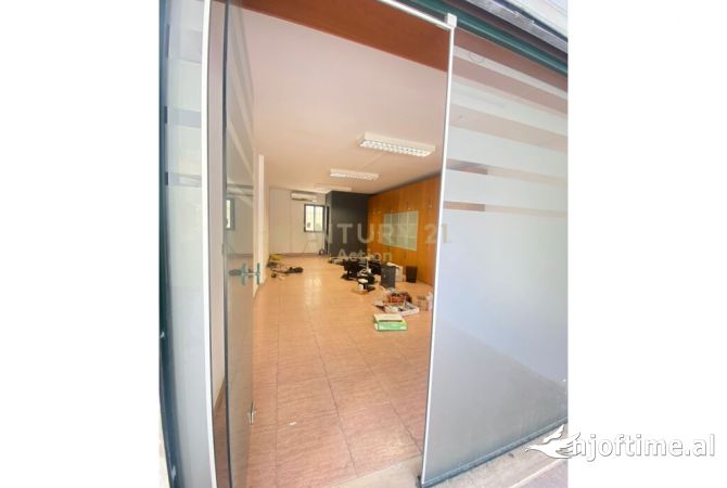 Shtepi me qera Garsoniere ne Tirane - 470 Euro