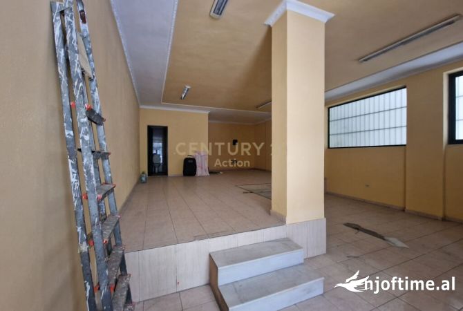 Ambient biznesi ne shitje 1+1 ne Tirane - 85,000 Euro