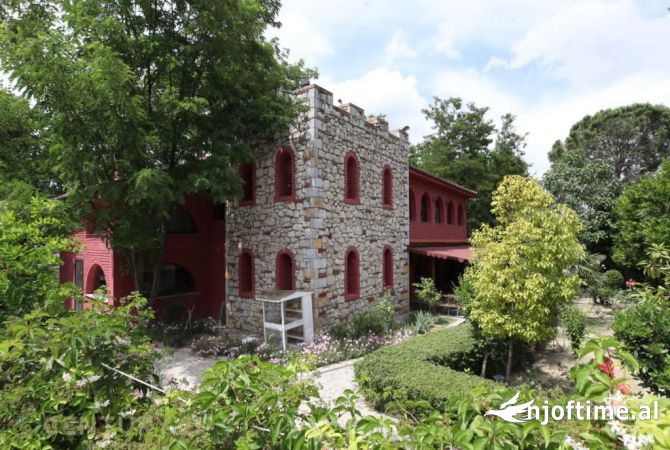 Ambient biznesi ne shitje 2+1 ne Tirane - 400,000 Euro