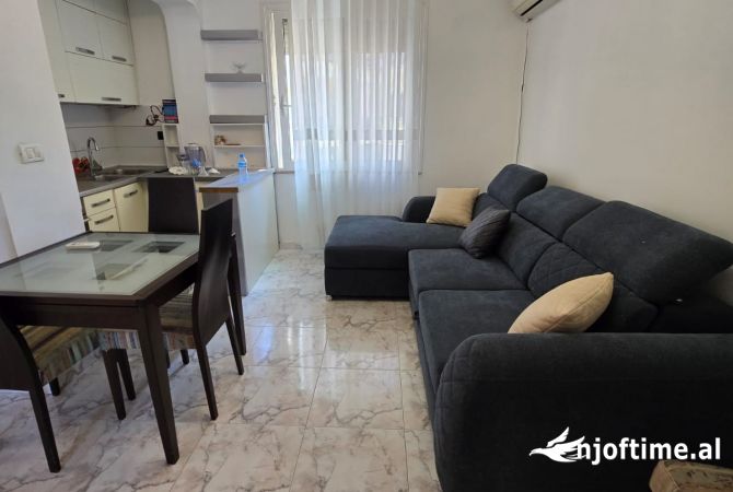 Shtepi ne shitje 1+1 ne Tirane - 90,000 Euro