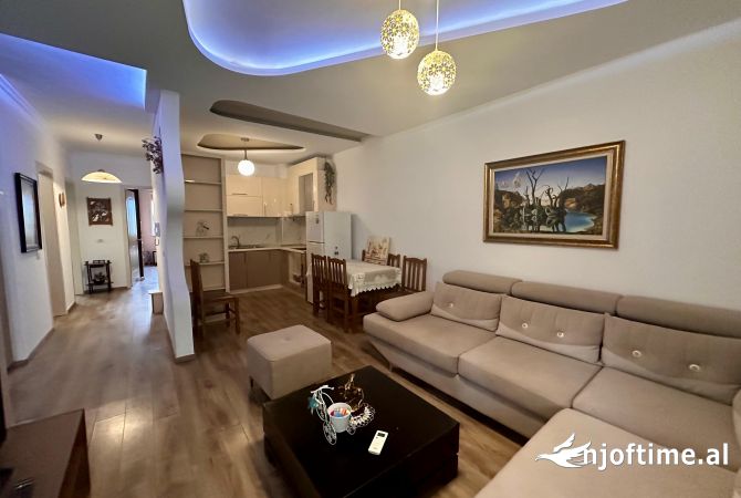 Shtepi me qera 2+1 ne Tirane - 600 Euro