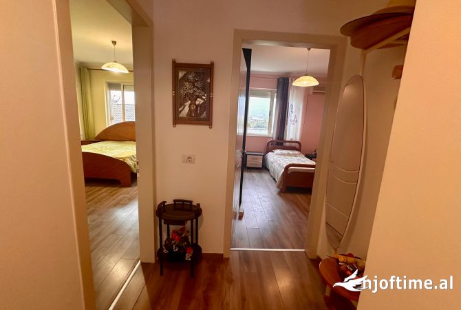 Shtepi me qera Apartament ne Tirane, 2+1, Mobilimi E mobiluar, Pagesa 600  Euro.