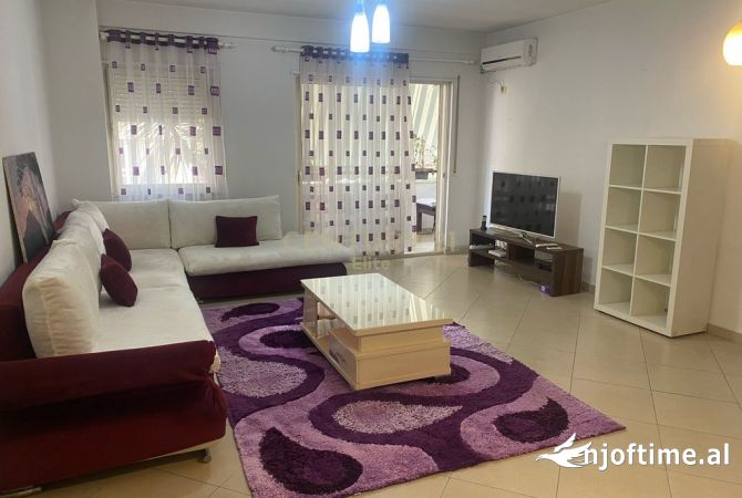 Shtepi me qera 2+1 ne Tirane - 550 Euro