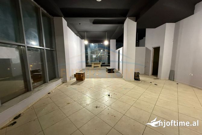 Ambient biznesi me qera 1+1 ne Tirane - 500 Euro