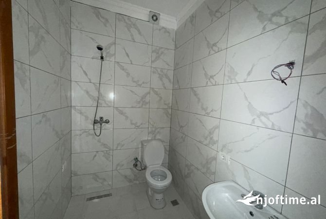 Shtepi ne shitje 1+1 ne Tirane - 78,000 Euro