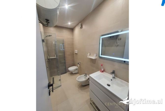 Shtepi me qera 2+1 ne Tirane - 850 Euro
