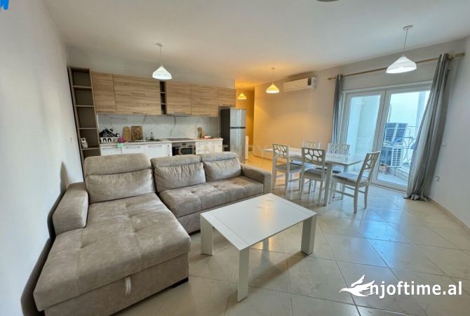 Shtepi me qera 2+1 ne Tirane - 600 Euro