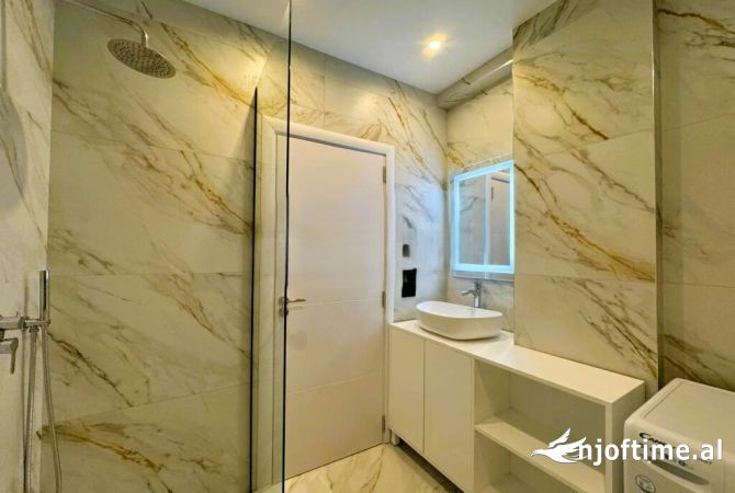 Shtepi me qera Apartament ne Tirane, 1+1, Mobilimi E mobiluar, Pagesa 700  Euro.