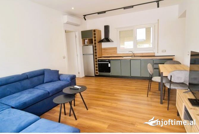 Shtepi me qera 1+1 ne Tirane - 450 Euro