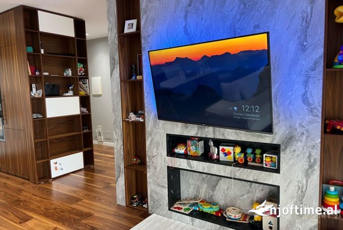 Shtepi me qera 3+1 ne Tirane - 1,200 Euro