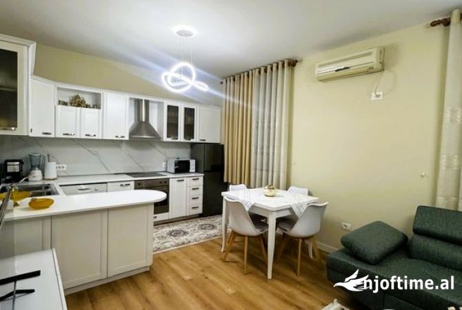 Shtepi me qera 1+1 ne Tirane - 650 Euro