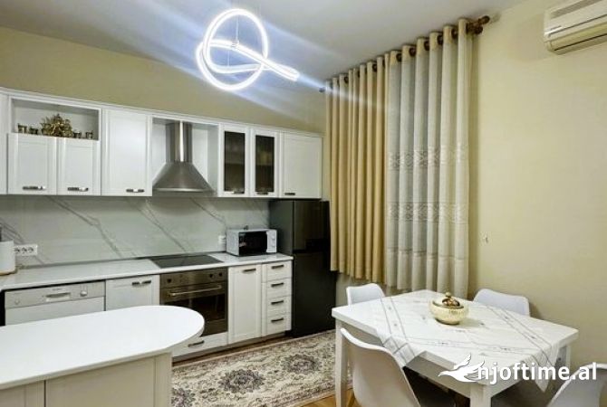 Shtepi me qera 1+1 ne Tirane - 650 Euro