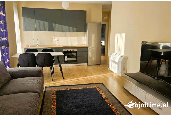 Shtepi me qera 2+1 ne Tirane - 700 Euro