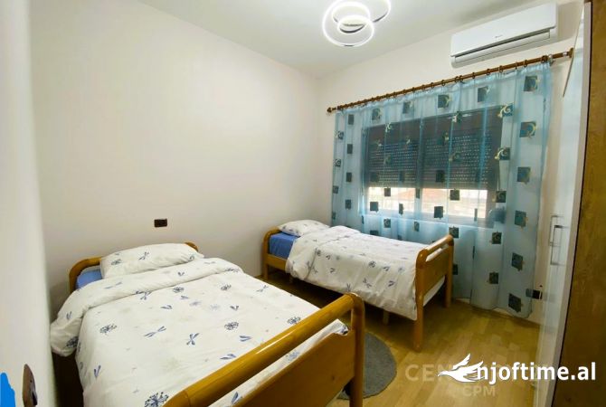 Shtepi me qera 2+1 ne Tirane - 650 Euro