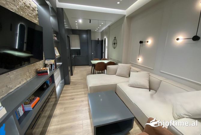 Shtepi me qera 1+1 ne Tirane - 1,050 Euro