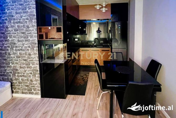 House for Sale 2+1 in Tirana - 118,000 Euro