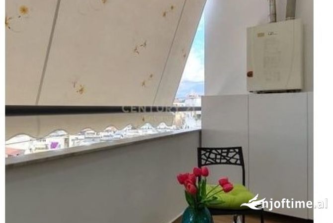 Shtepi me qera Apartament ne Tirane, 2+1, Mobilimi E mobiluar, Pagesa 850  Euro.