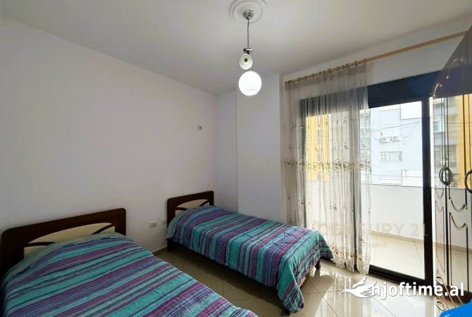 Shtepi me qera 2+1 ne Tirane - 500 Euro