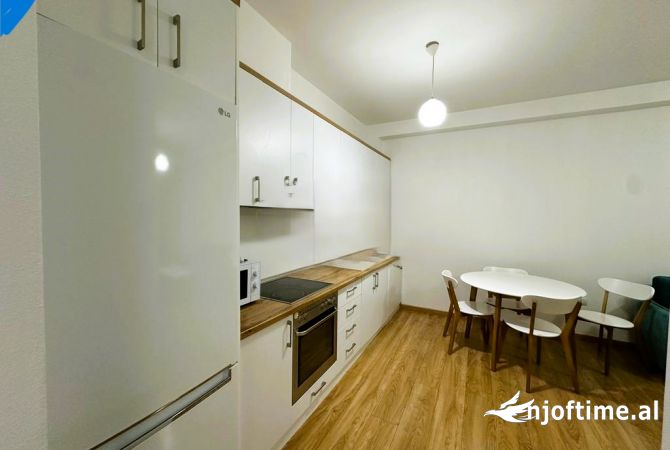 Shtepi me qera 2+1 ne Tirane - 800 Euro