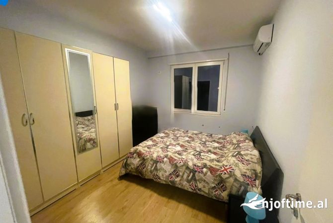 Shtepi me qera 2+1 ne Tirane - 700 Euro