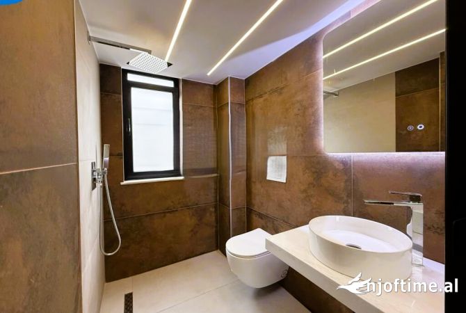 Shtepi me qera Apartament ne Tirane, 1+1, Mobilimi E mobiluar, Pagesa 500  Euro.