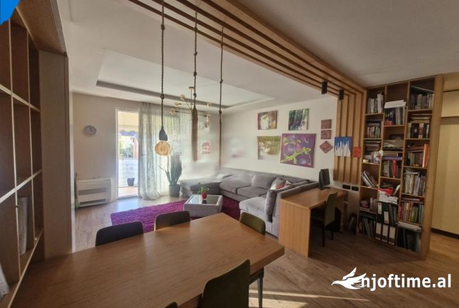 Shtepi ne shitje 2+1 ne Tirane - 220,000 Euro