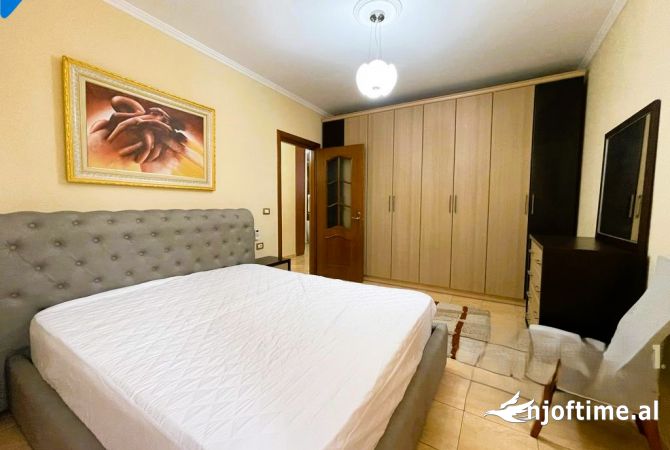 Shtepi me qera 2+1 ne Tirane - 800 Euro