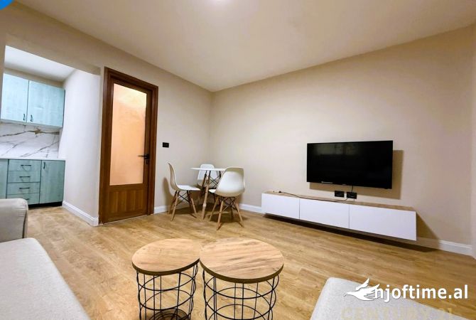 Shtepi me qera 1+1 ne Tirane - 350 Euro