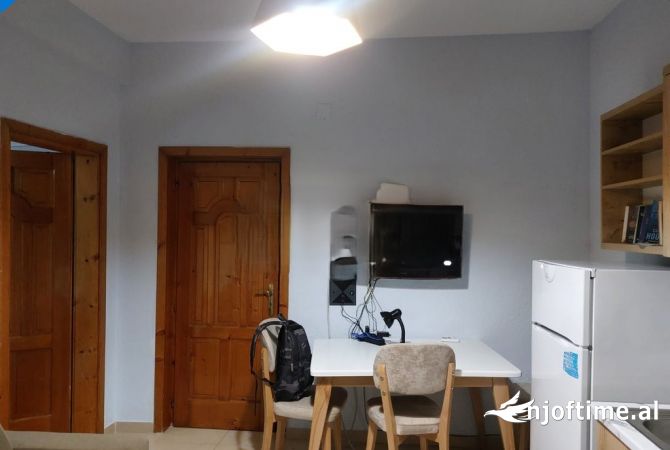 Shtepi me qera 1+1 ne Tirane - 400 Euro