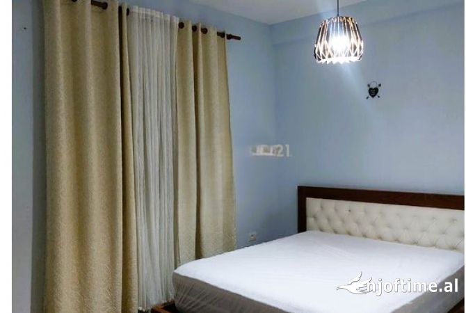 Shtepi me qera 1+1 ne Tirane - 400 Euro