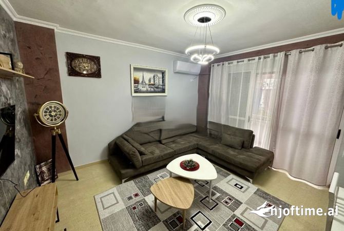 Shtepi me qera 2+1 ne Tirane - 500 Euro